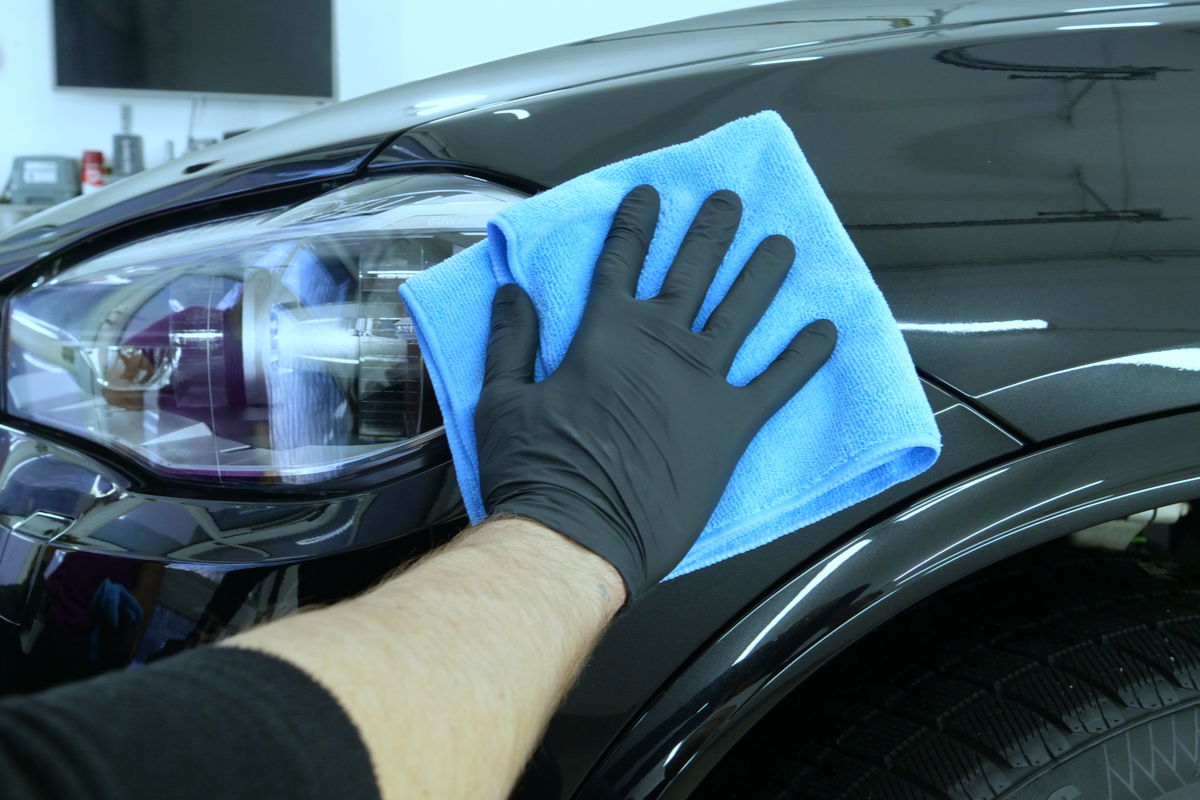 車コーティングの種類別効果、撥水と親水どっちがおすすめ？