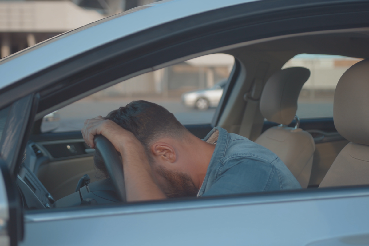 車についた擦り傷の修理方法を紹介します
