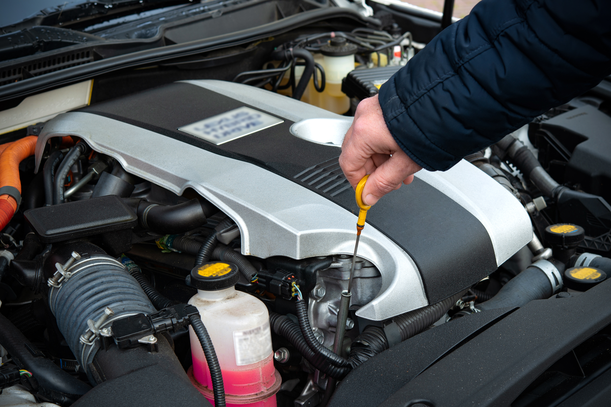 初心者は必見！普通車の車検費用と内訳を徹底解説