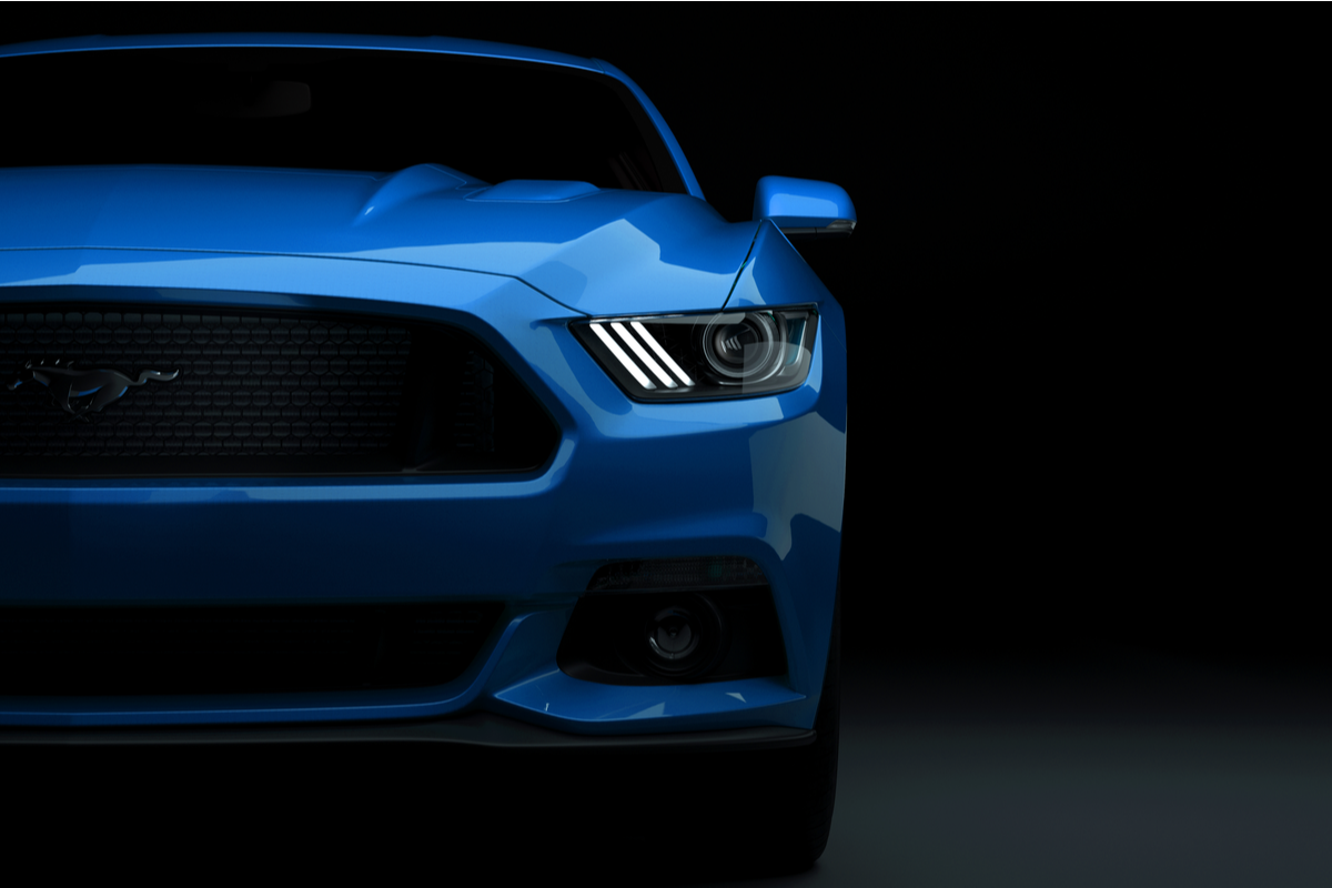 新車の輝きを手に入れる、車のコーティングは研磨がポイント