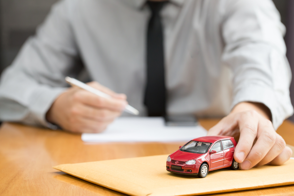 車両保険のエコノミー型とは？一般型とエコノミー型のどちらを選ぶ？