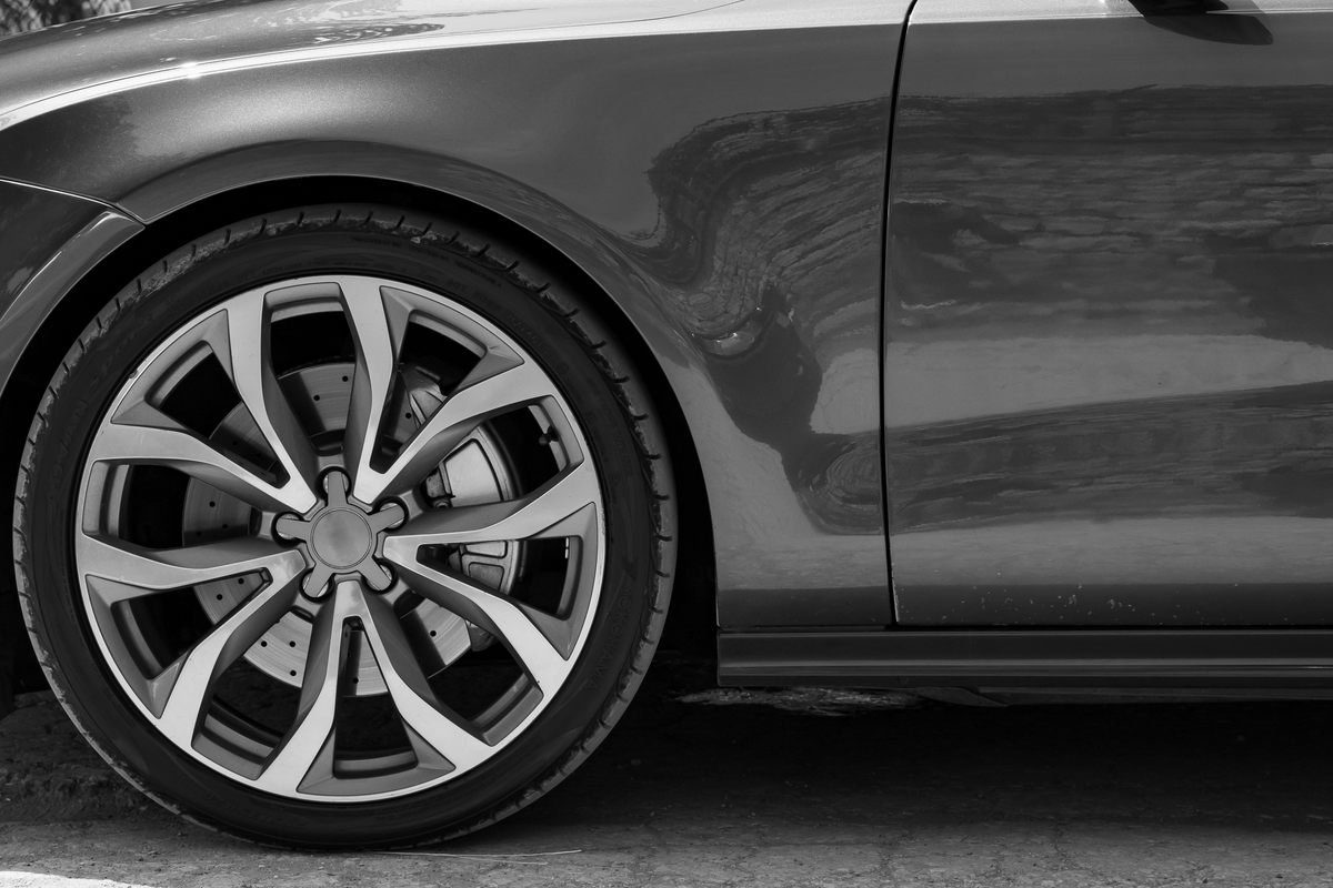 サイドステップの修理方法と修理できる業者を紹介