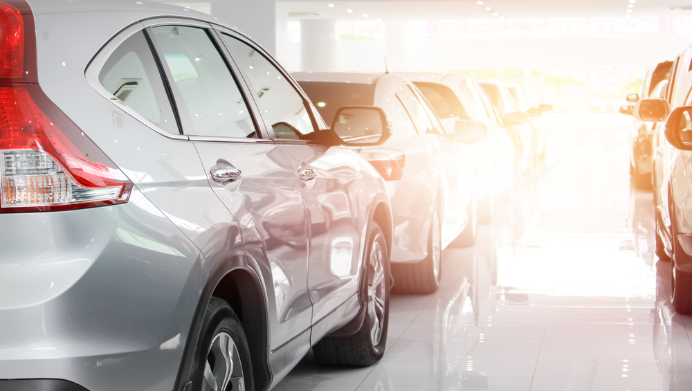 月々定額の料金で新車に乗れる！カーリースを利用しよう