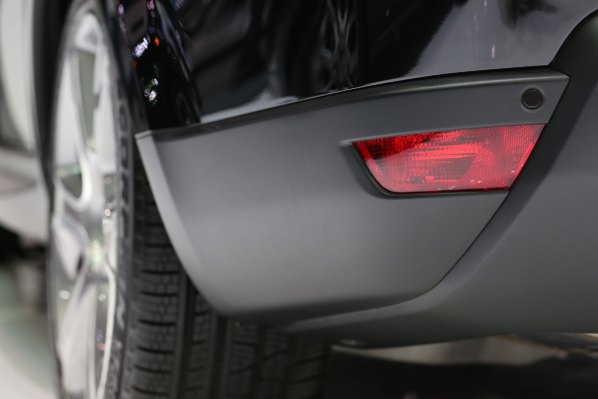 車の樹脂パーツについた水垢は落とせる？