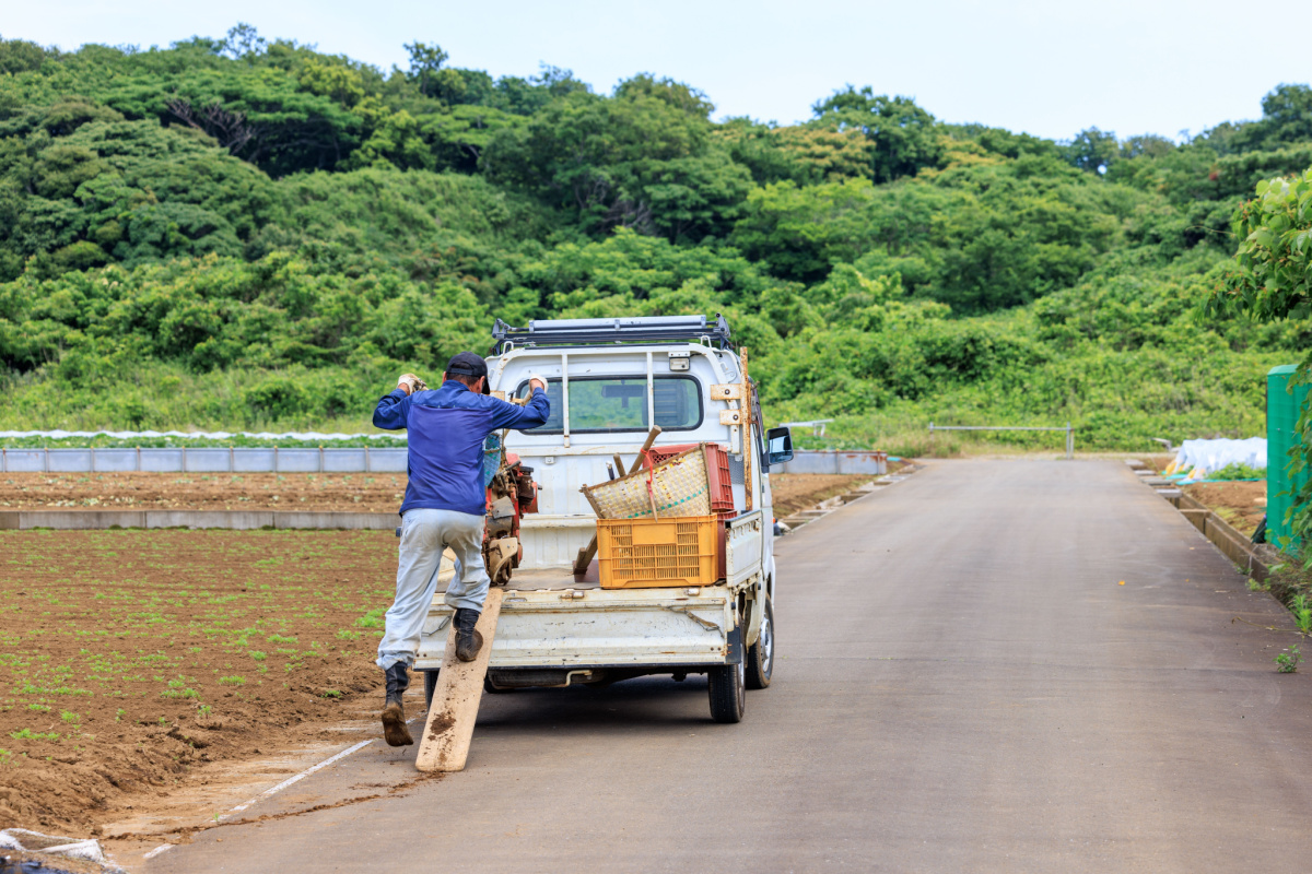 軽トラのホイールをインチアップするメリットとデメリット