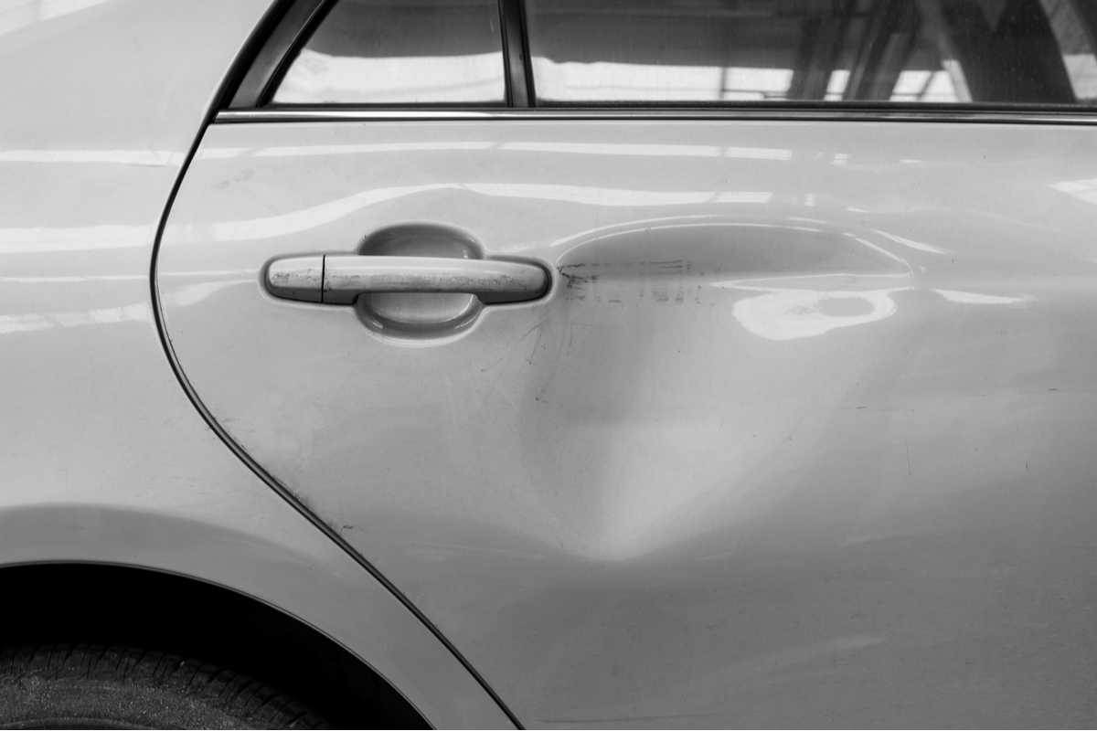 車の傷を放置するとさらに悪化する