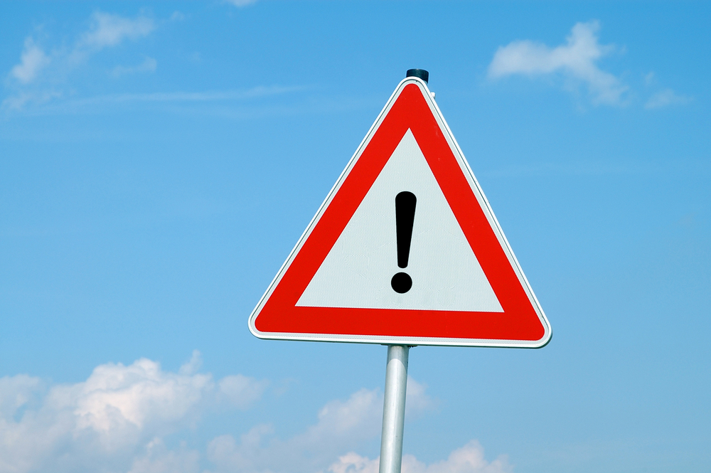 自動車保険を途中解約するとどんなデメリットがある？