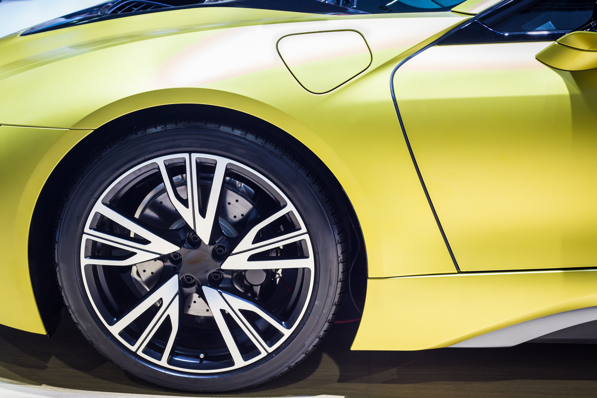 タイヤのホイールの種類と特徴