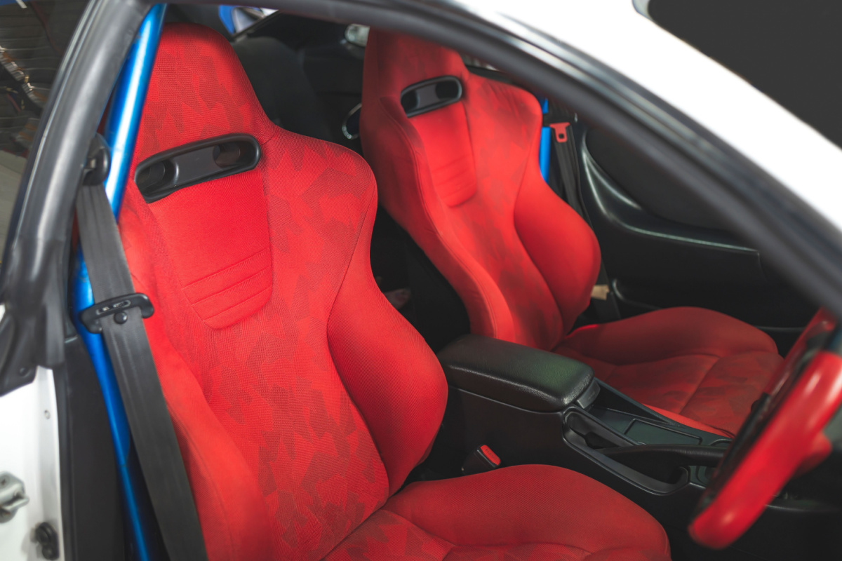 車検に通るバケットシートとは？