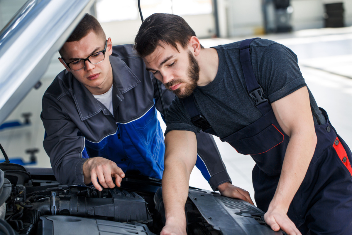  2年ごとの車検の必要性やメリットとは？