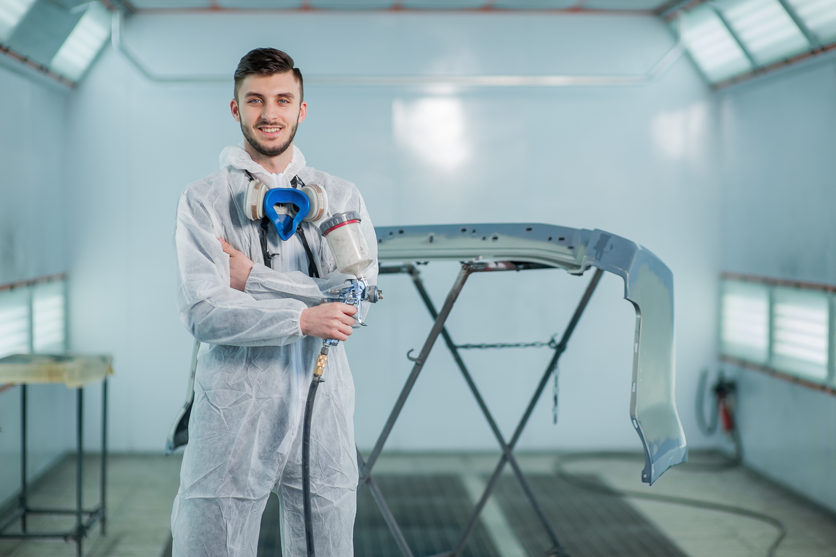 擦ってできた傷は修理のプロに相談しよう