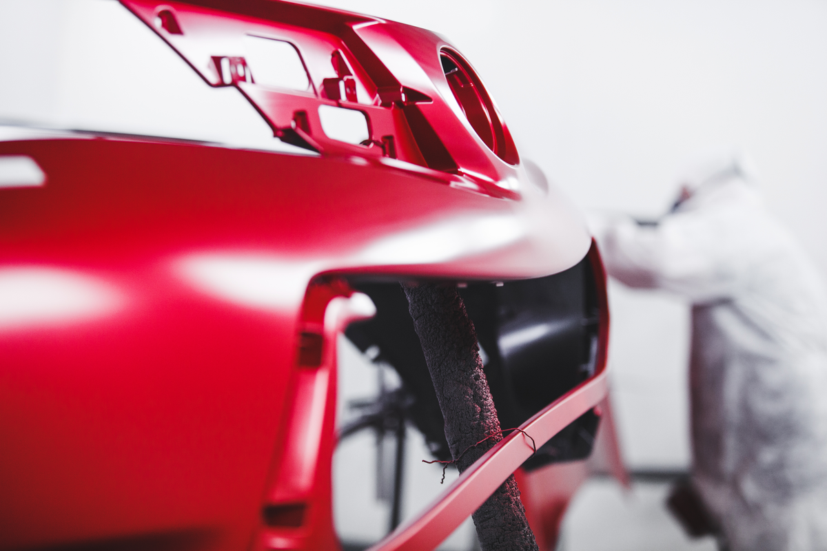 フロントバンパーの修理ができる業者を紹介