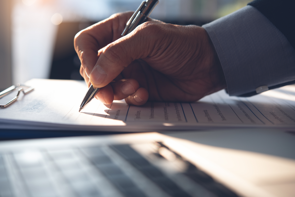 車検の見積もりに必要な書類と流れ