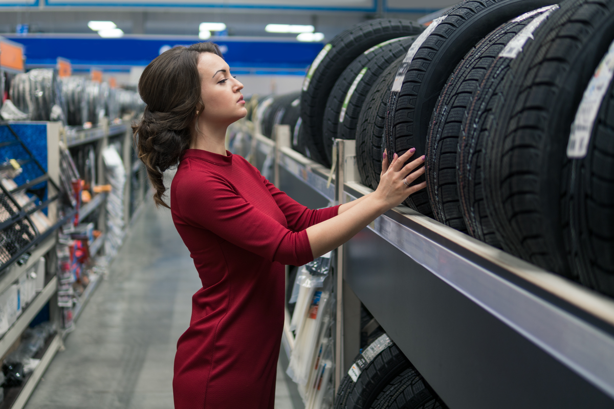 軽トラ用スタッドレスタイヤを購入する際の注意点