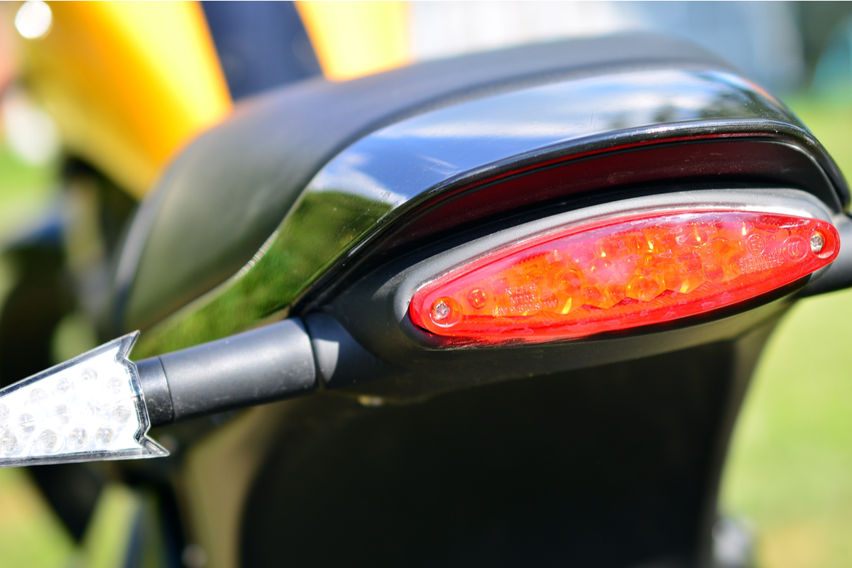 流行りのLEDウインカーは車検に通る？