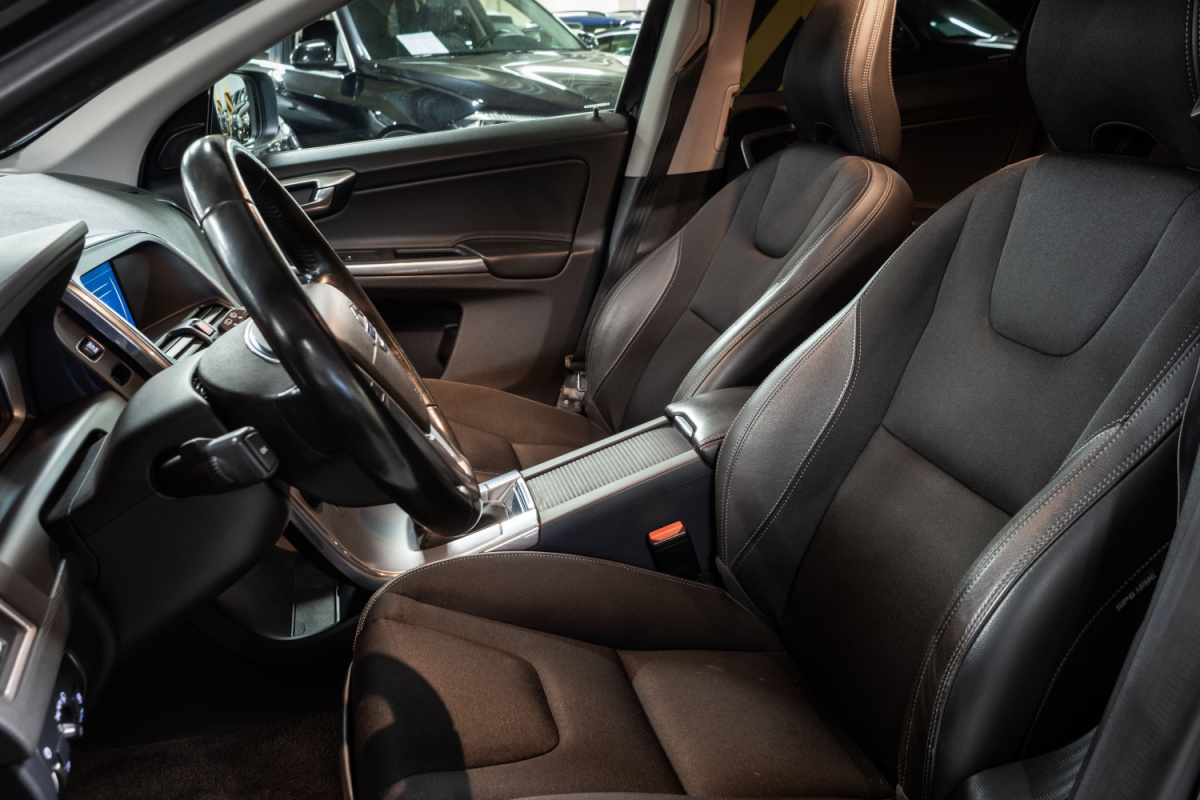 車の室内コーティングができる業者とは？