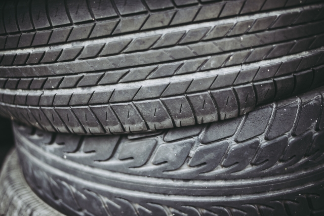 廃タイヤを活用してみるという手も。