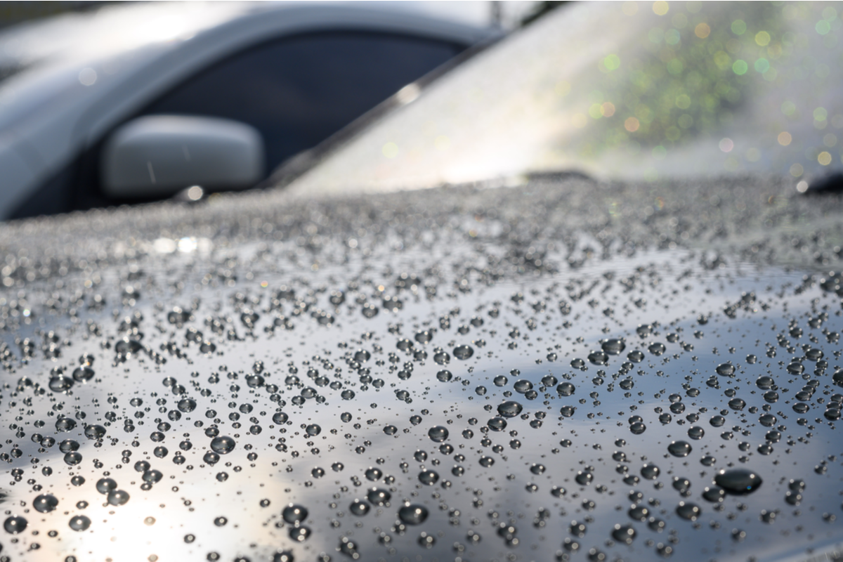 酸性雨からボディーを守る 雨に強いカーコーティングとは コスモ石油販売