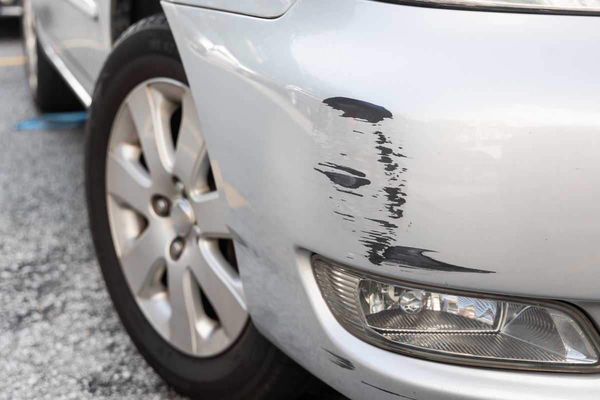 車についたこすり傷は放置厳禁 その理由とは コスモ石油販売